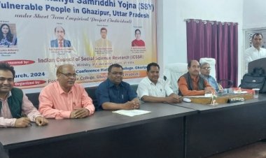 मऊ जनपद में सरकार की विभिन्न योजनाओं के प्रभाव से विकसित हुआ कृषि का नवीन स्वरूप - राजीव यादव