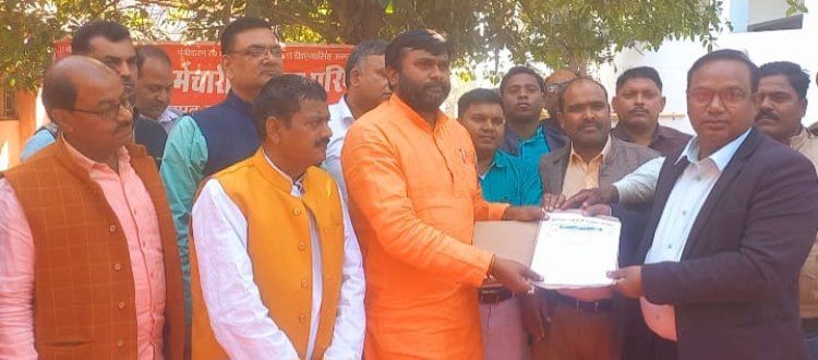 एक दिवसीय सत्याग्रह धरना प्रदर्शन में वक्ताओं ने बुलंद की आवाज