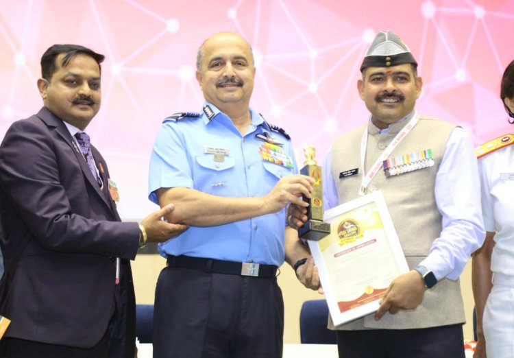 विज्ञान भवन में नाम, नमक, निशान का मान रखने वाले सिक्स सिग्मा  वीरो को वायुसेना अध्यक्ष ने किया सम्मानित 