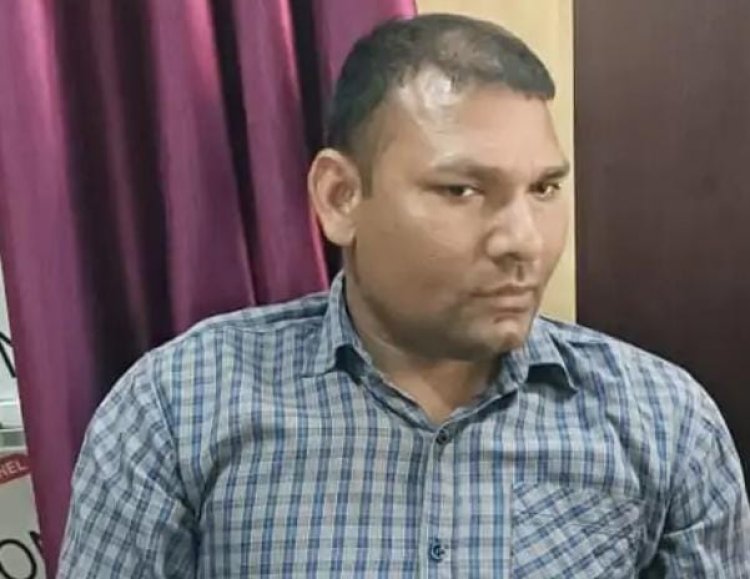 चौकी पर तैनात सिपाही 10 हजार घुस लेते हुए चढ़ा वाराणसी एंटी करप्शन टीम के हत्थे