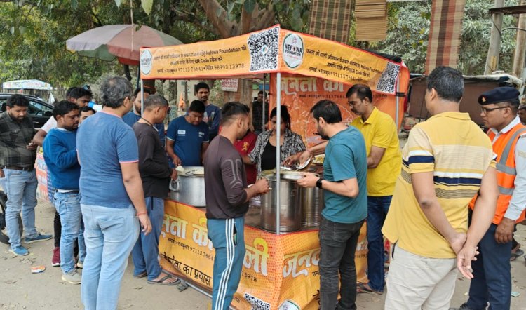 जनता की थाली पर जनता की चौपाल और होली मिलन