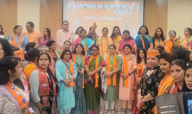 नोएडा महानगर महिला मोर्चा द्वारा किया गया महिला सम्मेलन