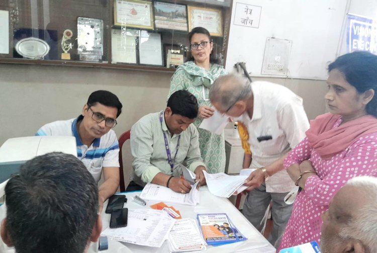निशुल्क स्वास्थ्य जाँच शिविर से लोगों ने उठाया स्वास्थ्य लाभ