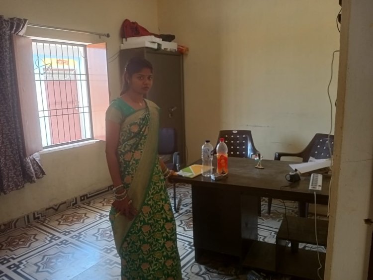 थाने के समीप पंचायत भवन को चोरों ने खंगाला, पुलिस के गस्त पर उठ रहे सवाल