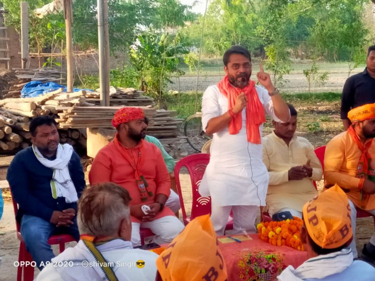 माफिया के मौत पर भावनाओं से खेल रहे हैं सपा प्रत्याशी - भाजपा नेता आशुतोष राय
