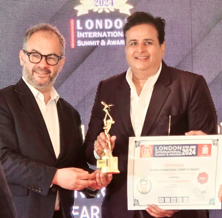 डॉ पीयूष द्विवेदी को ग्रीन एनर्जी रिवोल्यूशन के लिए मिला रेवोल्यूशनरी लीडर ऑफ द ईयर अवार्ड