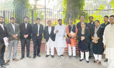 एम. एफ. हुसैन की हिंदू देवी देवताओ के अपमानजनक चित्रों की प्रदर्शनी पर तत्काल कार्रवाई करने हेतु  हिन्दू जनजागृति समिति की मांग