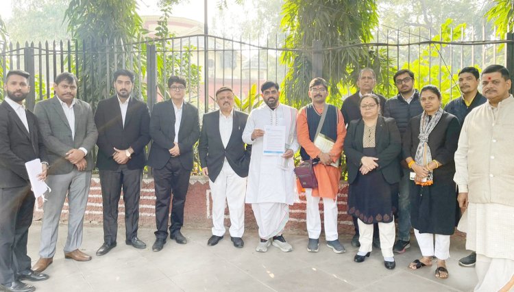 अपराध छिपाने के लिए देवी देवताओं के अपमानजनक चित्र हटाए गए : समिति ने की कार्रवाई की मांग