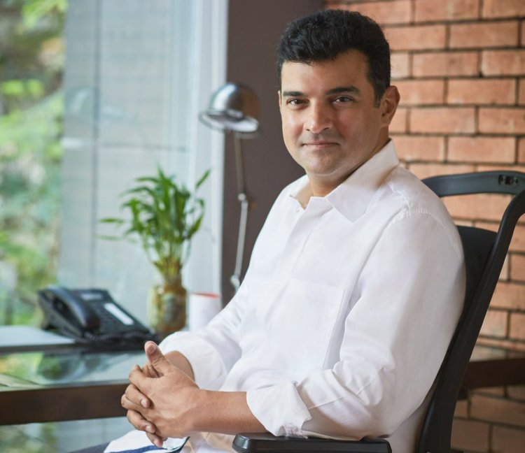 टीम घई को 'देवा' शीर्षक सौंपने के लिए बहुत-बहुत बधाई