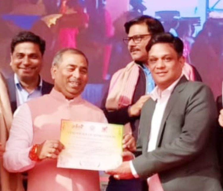 उत्तर प्रदेश दिवस 2025 : आर्थिक और सांस्कृतिक विकास का उत्सव