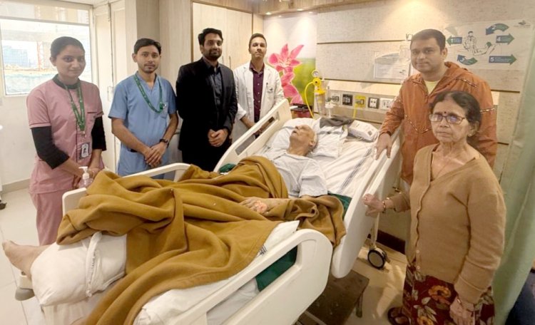 फेलिक्स अस्पताल में 80 वर्षीय मरीज की हिप फ्रैक्चर की हुई सफल सर्जरी