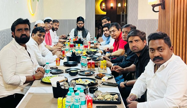 नफ़रत के दौर में मोह्ब्बत का पैगाम, नोएडा में हुई रोजा इफ्तार पार्टी