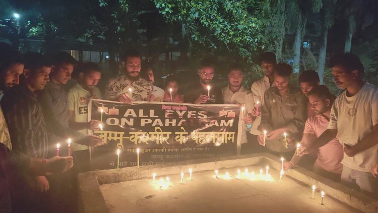 पहलगाम आतंकी हमले के पर्यटकों को दी गई श्रद्धांजलि