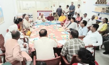 गोबर से लकड़ी बनाकर 5 करोड़ पेड़ों की रक्षा की, राष्ट्रीय गोधन महासंघ ने दिल्ली में की बैठक