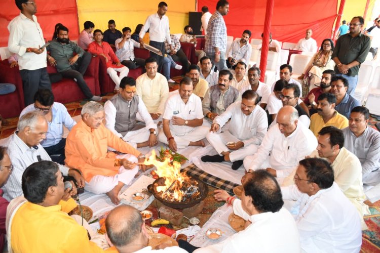 रामलीला महोत्सव 2025 के लिए हुआ भूमि पूजन एवं ध्वजारोहण