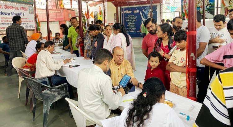 संतुष्टि सेवा फाउंडेशन ने लगाया निःशुल्क स्वास्थ्य चिकित्सा शिविर