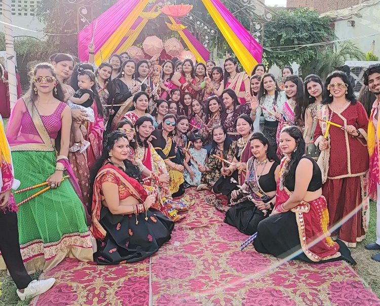 जेएसवी ईवनिंग क्लब ने किया गरबा डांस का भव्य आयोजन