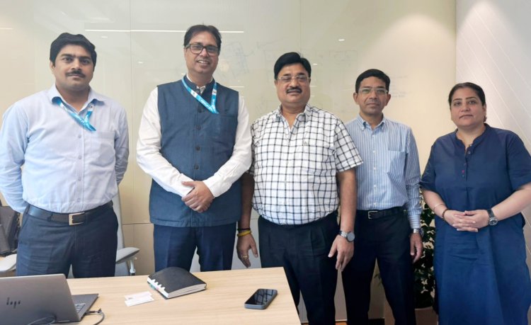 भारतीय गुणवत्ता परिषद के प्रमुख एवं आईआईए के निर्यात सुविधा परिषद के प्रबंधक से की वार्ता