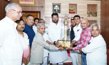 बाढ़ पीड़ितों की मदद के लिए विधायक राजेश चौधरी को द्वादश ज्योतिर्लिंग धाम ने दिया 'अशोक स्तंभ' सम्मान