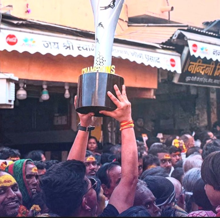 कबड्डी मुकाबलों से पहले यूपीकेएल का ग्रैंड ट्रॉफी टूर, खेल प्रेमियों में दिखा जोश