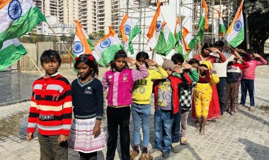 देशप्रेम के रंग में 77फ़ीट तिरंगे से रंगा चैलेंजर्स ग्रुप