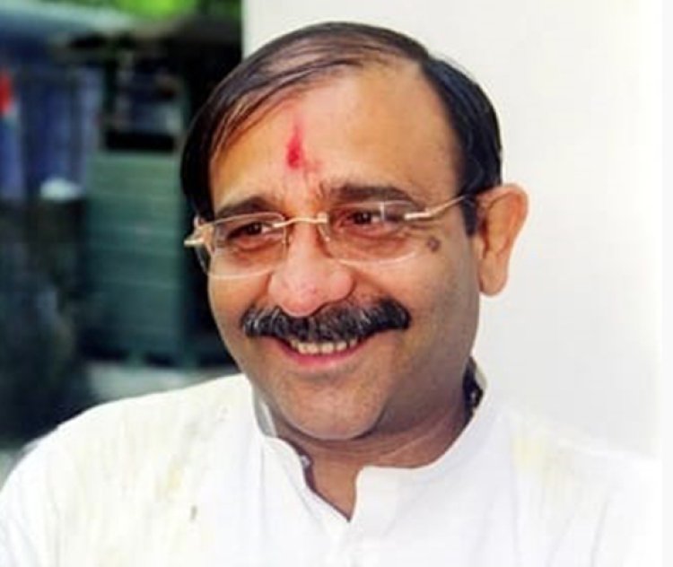 राम बाबू शर्मा जी की 17वीं पुण्यतिथि पर निःशुल्क नेत्र जांच शिविर का आयोजन