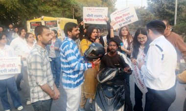युवा शक्ति ने कराए 'सड़क सुरक्षा–जीवन रक्षा' अभियान के तहत किए हेलमेट वितरण