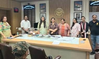 स्कूलों में पढाई के समय में कटौती से नाराज अभिभावकों ने जिलाधिकारी से मिल रोष प्रकट किया