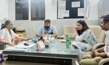 मरीजों की सुविधाओं को लेकर सक्रिय हुई शालिनी सिंह, अस्पतालों में किया निरीक्षण