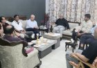 विद्युत आपूर्ति से संबंधित समस्याओं पर यूपीपीसीएल के अधिकारियों की चर्चा