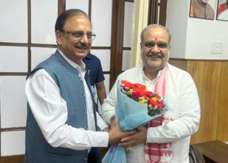 डॉ. राकेश कुमार ने नवनियुक्त एमएसएमई मंत्री भूपेंद्र चौधरी से की शिष्टाचार भेंट