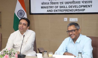 गवर्नमेंट-टू-गवर्नमेंट मोबिलिटी पार्टनरशिप के तहत 14 भारतीय वर्कर्स को मॉरीशस के लिए किया रवाना