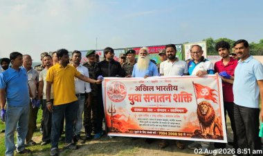अखिल भारतीय युवा सनातन शक्ति संस्था ने चलाया यमुना स्वच्छता अभियान, गौशाला में हुआ हवन