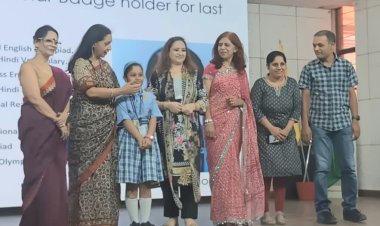 विश्व भारती पब्लिक स्कूल में हुआ माध्यमिक विभाग के मेधावी छात्रो का अलंकरण एवं पदग्रहण समारोह 
