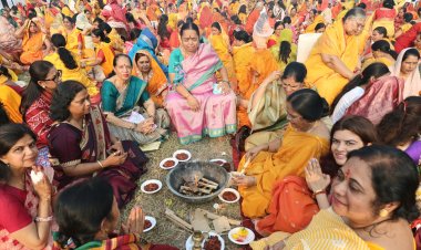 108 कुंडीय यज्ञ में 1200 महिलाओं ने दी राष्ट्र वंदन की आहुति