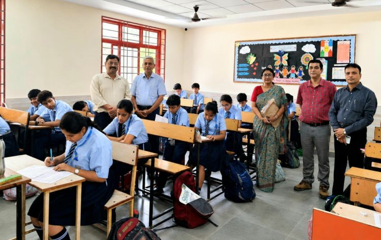 भा.वि.प  स्वर्णिम शाखा ने कराई नोएडा के विद्यालयों में ‘भारत को जानो’ प्रतियोगिता आयोजित 