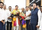 सांसद डॉ महेश शर्मा को नोएडा मीडिया क्लब के पदाधिकारियो ने दी उनके जन्मदिन पर बधाई  